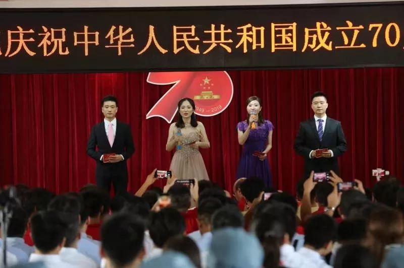 华为p50和p60的手机壳通用吗？游戏画面