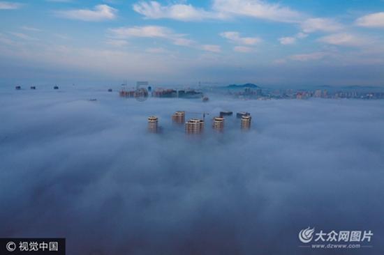 女人过了五十岁，守好这三张底牌，比什么都重要